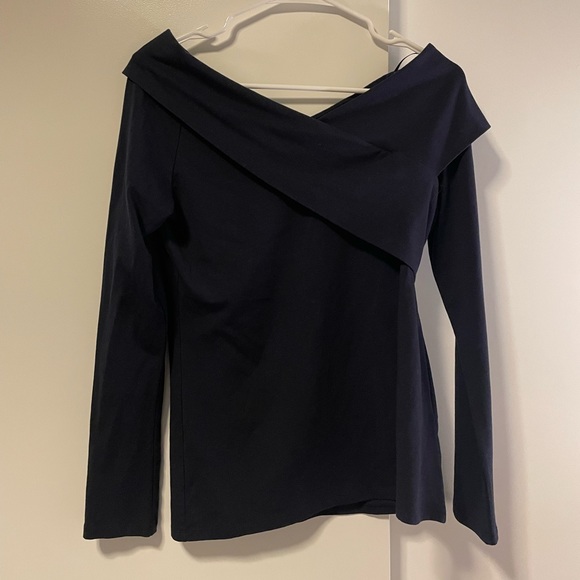 Banana Republic Tops - NWT Banana Republic Off The Shoulder Top
